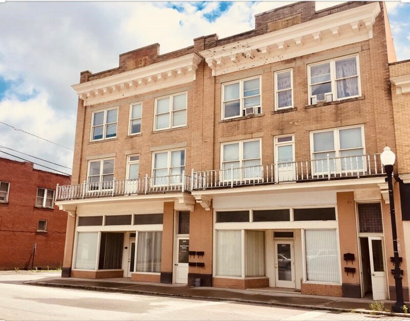 Primary Photo - 205 Mercer St