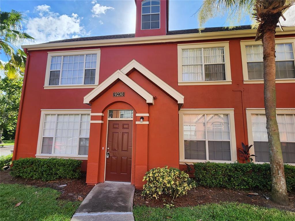 Foto principal - 9230 Lake Chase Island Way