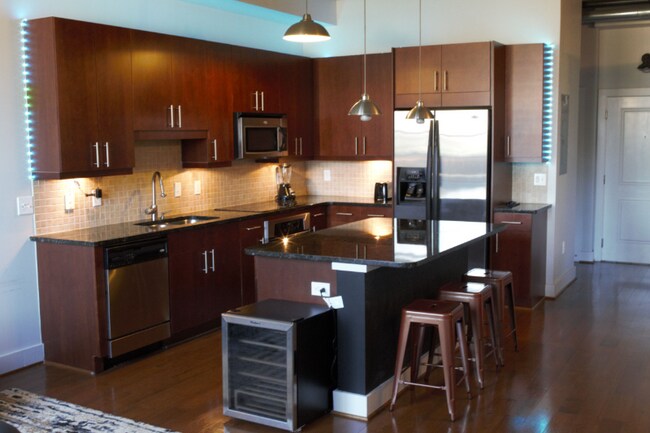 Foto del edificio - 1261 Caroline St NE