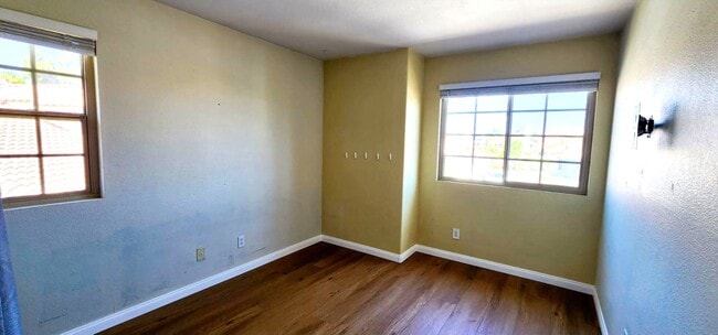 Building Photo - 7320 Penara Pl