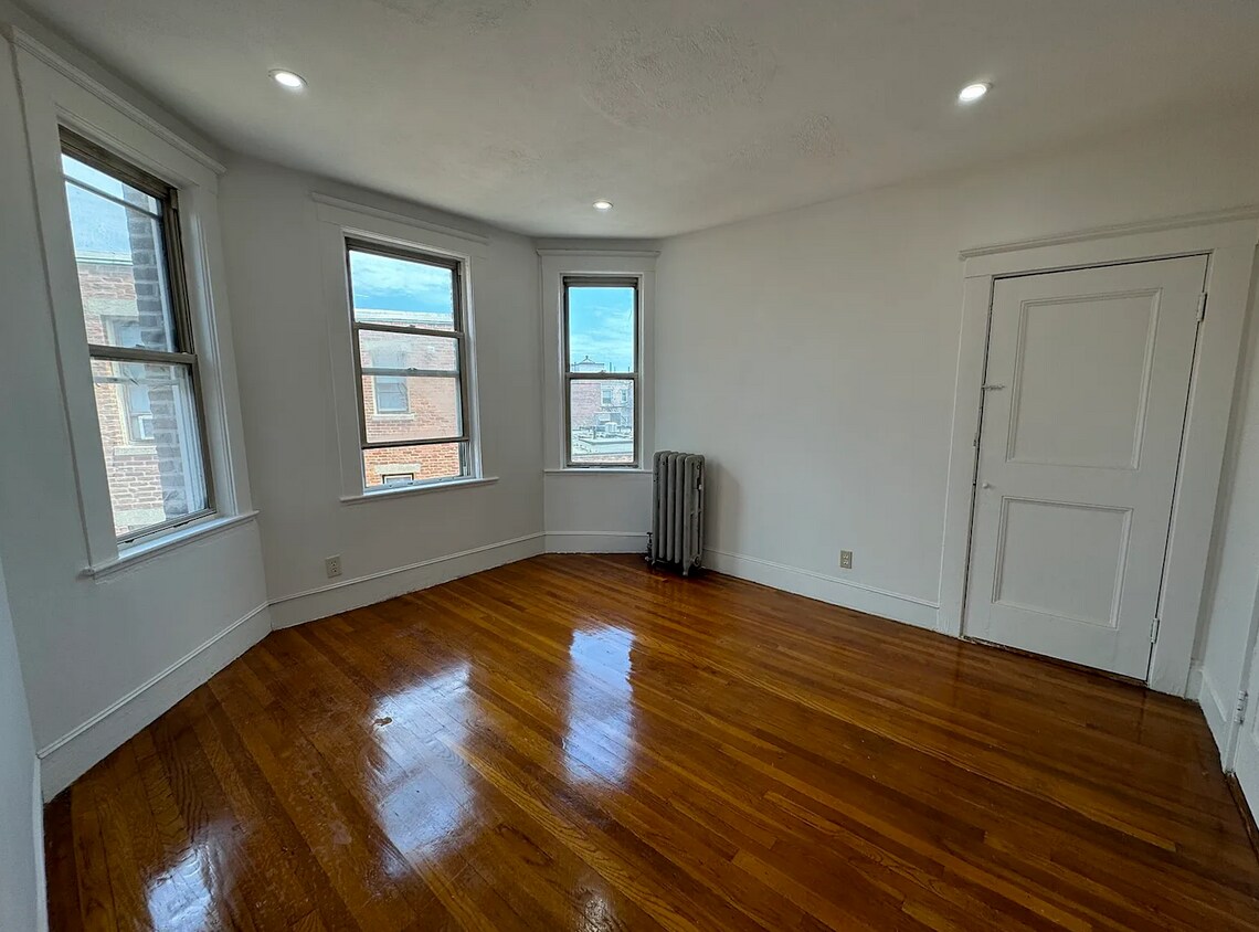 Foto del edificio - 10 Scottfield Rd