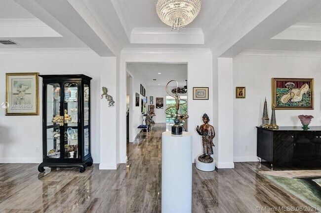 Foto del edificio - 8947 Cypress Grove Ln