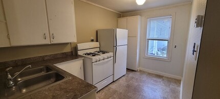 Building Photo - 405 Mississippi Ave NW Building Photo - 405 Mississippi Ave NW