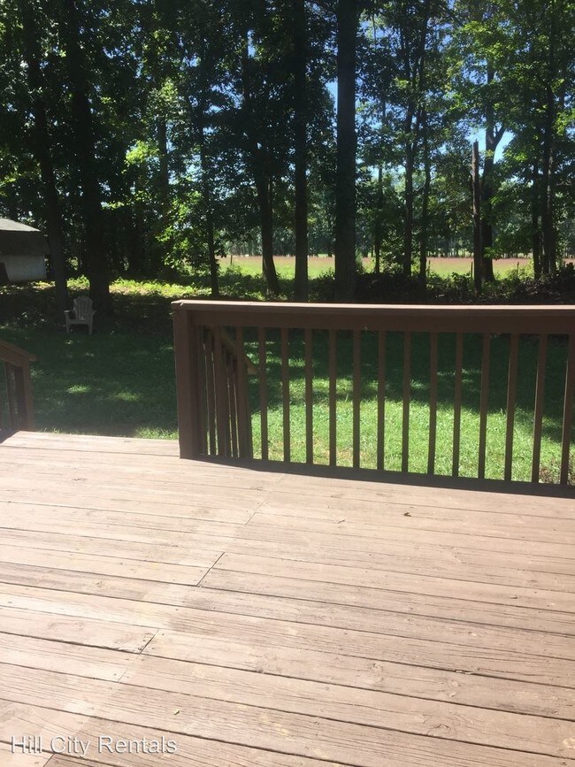 Building Photo - 3 br, 2 bath House - 106 Shady Oak