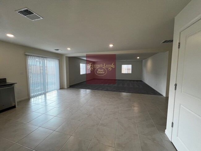 Foto del edificio - Beautiful NEW HOME in Lemmon Valley Commun...