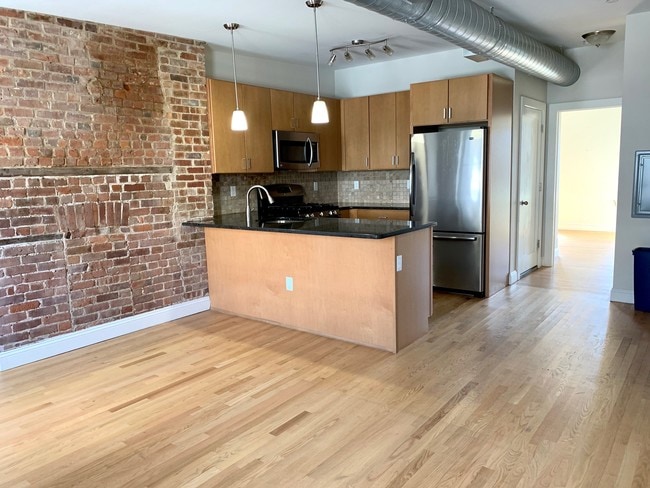 Foto del edificio - 125 Washington St