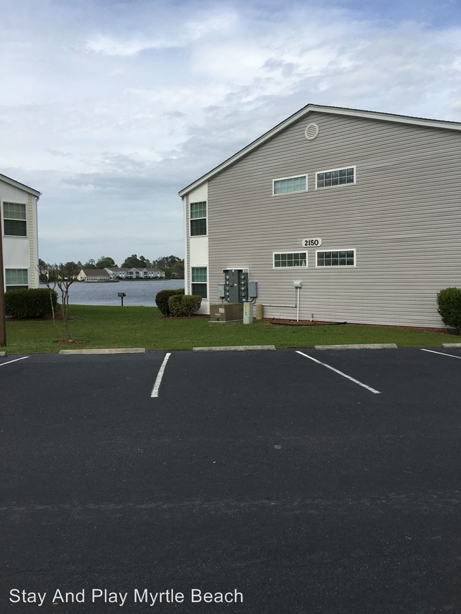 Building Photo - 2150 Clearwater Dr