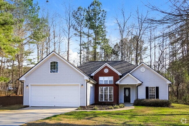 Building Photo - 492 Clearwater Way