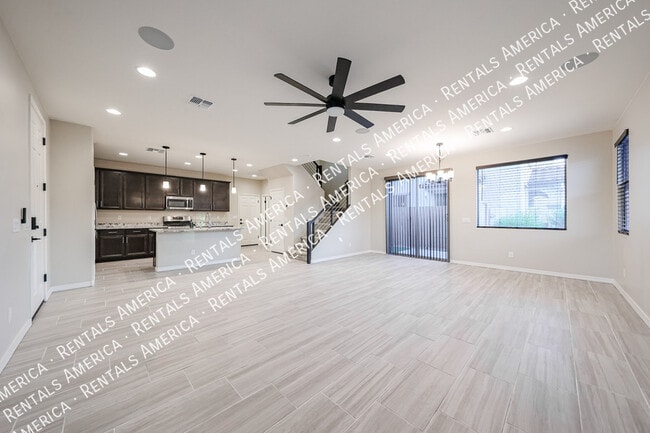 Building Photo - 4215 S 58th Ln