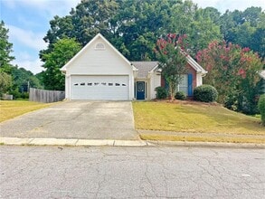 Building Photo - 1680 Racquet Club Cir NW