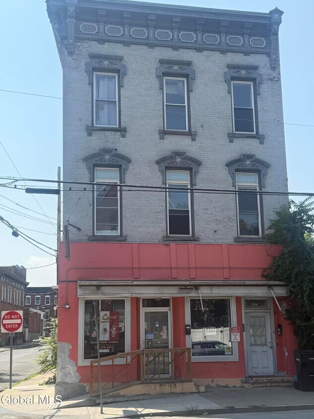 Primary Photo - 3301 6th Ave