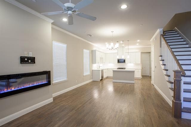 Building Photo - 8586 Church St