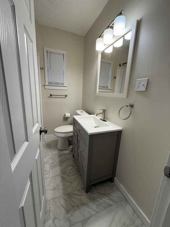 Building Photo - 5075 Somerset Ave