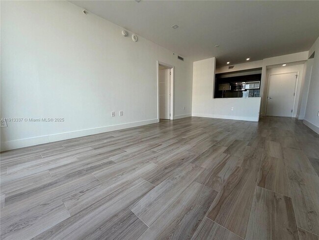 Building Photo - 550 Okeechobee Blvd