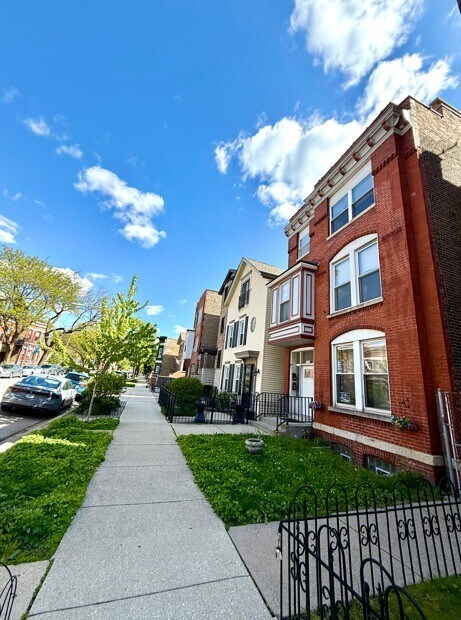 Foto del edificio - 3133 S Princeton Ave