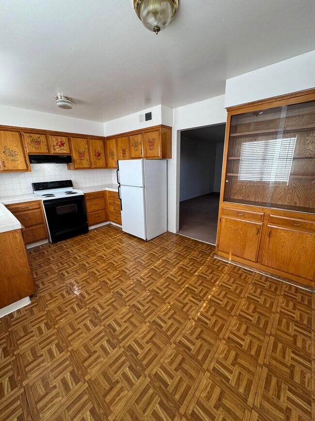 Foto del edificio - 2333 Franklin Ave