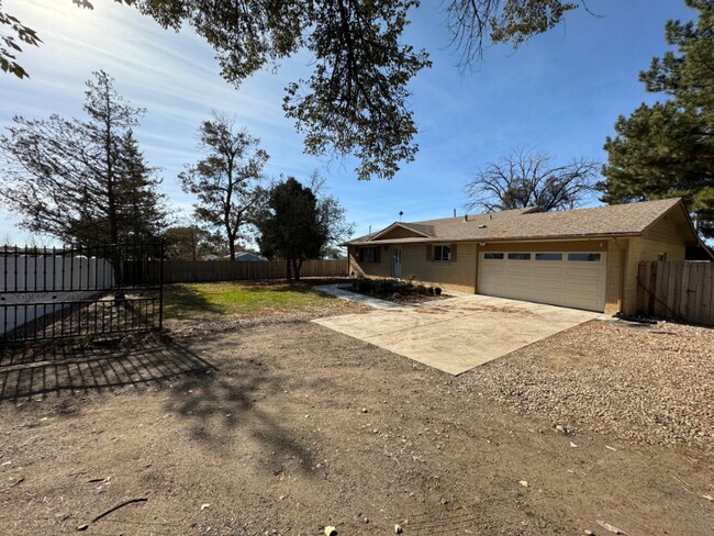Building Photo - 923 Co Rd 7