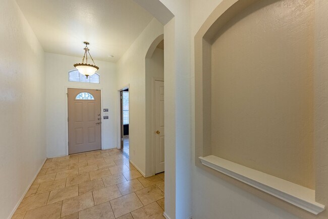 Foto del edificio - Alluring 3bd/2ba Lakeline Oaks Home in Ced...