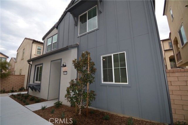 Building Photo - 16171 Paddock Ave