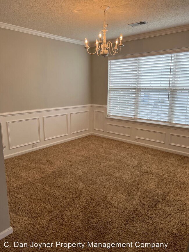 Building Photo - 3 br, 2 bath House - 12 Woodruff Lake Way
