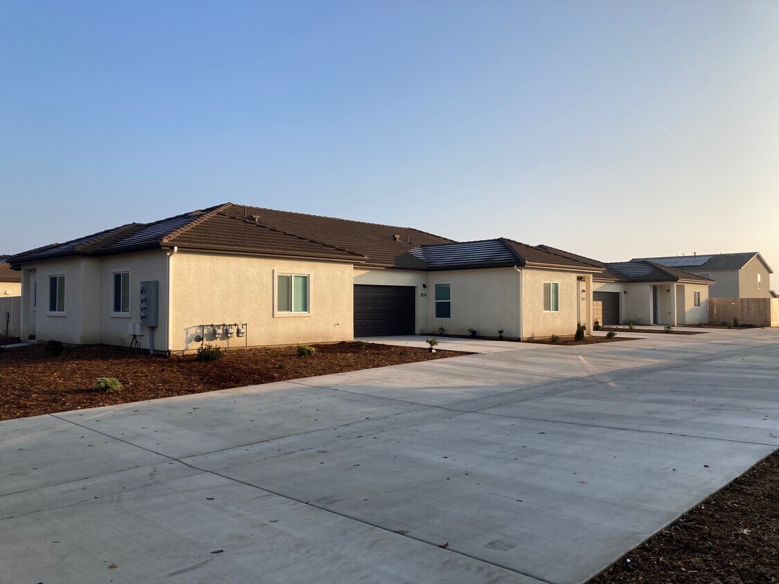 New triplex - 3924 S Burke St
