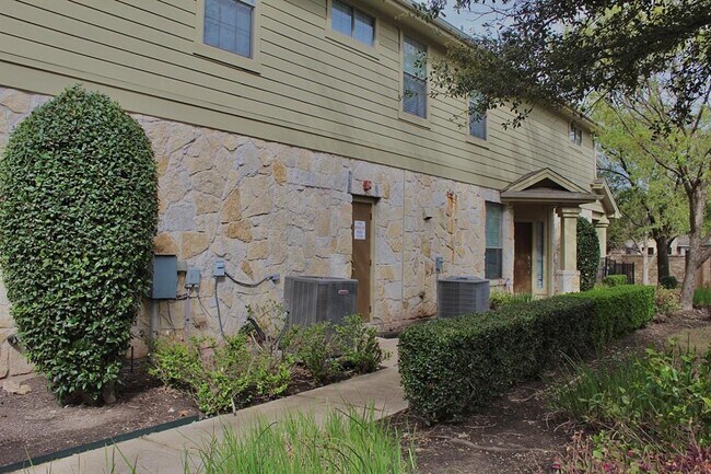 Foto del edificio - 14815 Avery Ranch Blvd