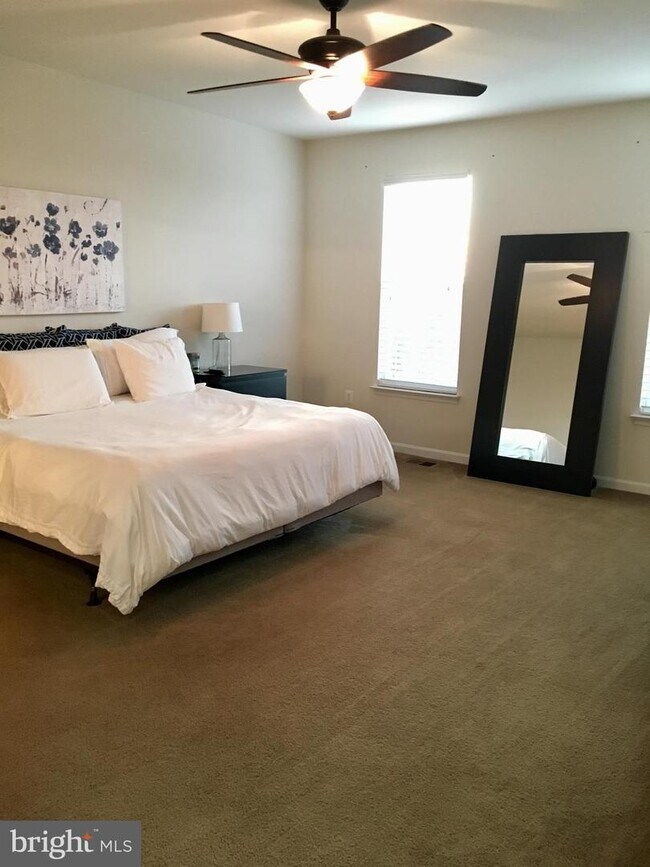 Building Photo - 9407 Stonewall Rd