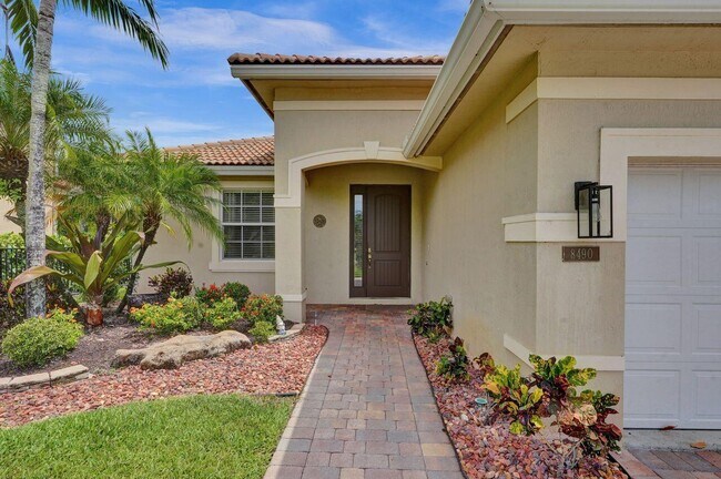 Foto del edificio - 8490 Lyons Ranches Road