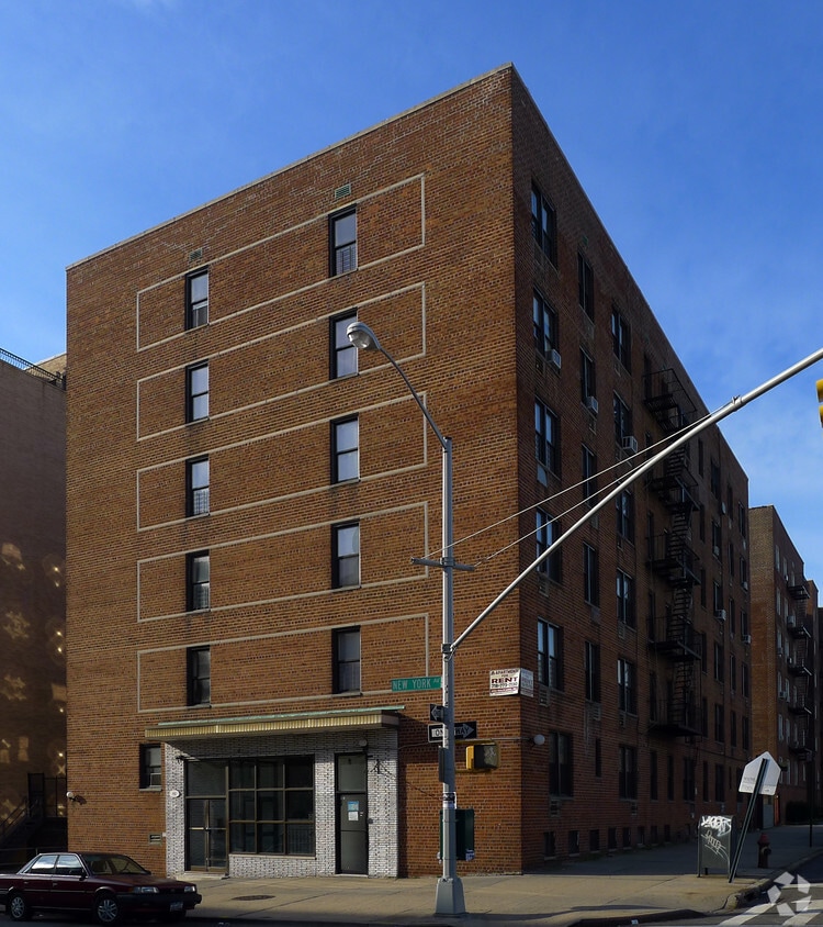 490 New York Avenue - 490-498 New York Ave