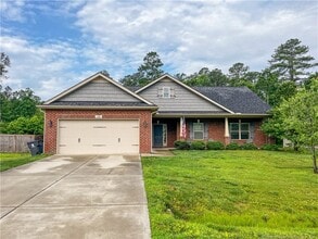 Building Photo - 144 Parkside Dr