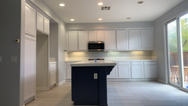 Foto del edificio - 28397 Bruning St