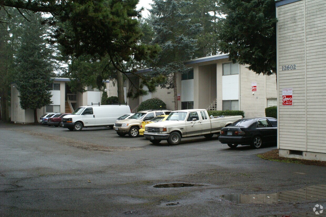 Building Photo - Park Place Apartments