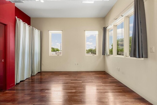 Foto del edificio - 4015 Guadalupe St
