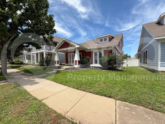 Building Photo - 10301 Waterbury Dr