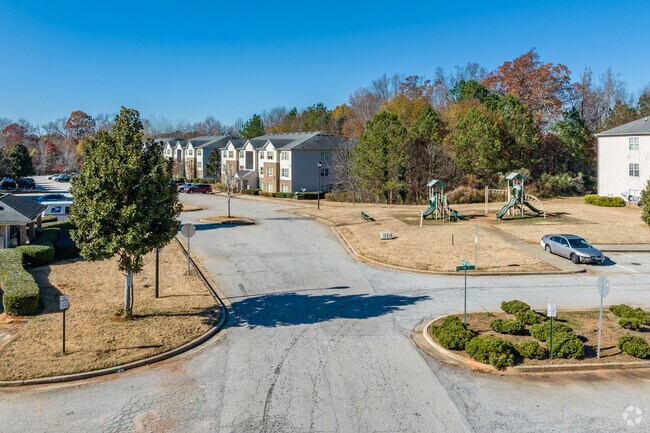 Entrada - 10204 Waldrop Pl