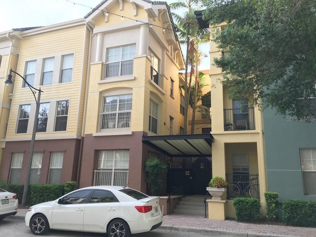 410 S Armenia Ave Unit 916, Tampa, FL 33609 Condo for Rent in Tampa