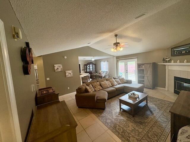 Foto del edificio - 1308 Jeffrine Dr