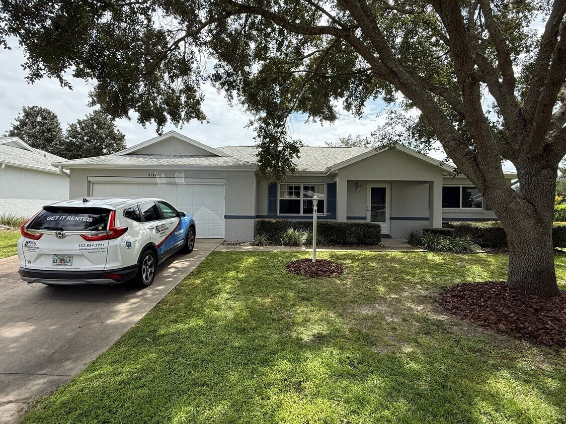 Primary Photo - On Top of the World – Spacious Home in Pre...
