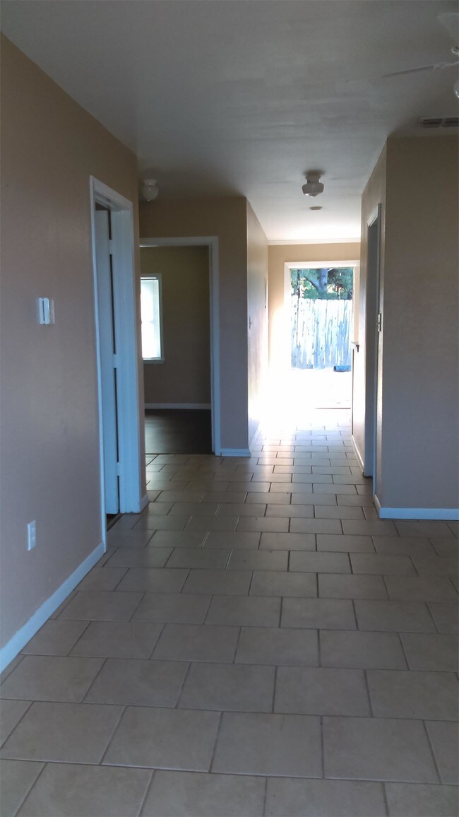 Foto del edificio - 7730 County Road 2193