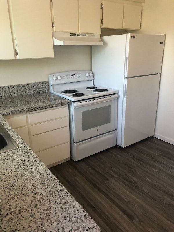 Foto del edificio - 620 Queen Ave SE