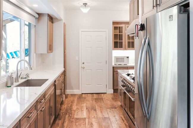 Foto del edificio - 3 br, 2.5 bath House - 20 Bay Way