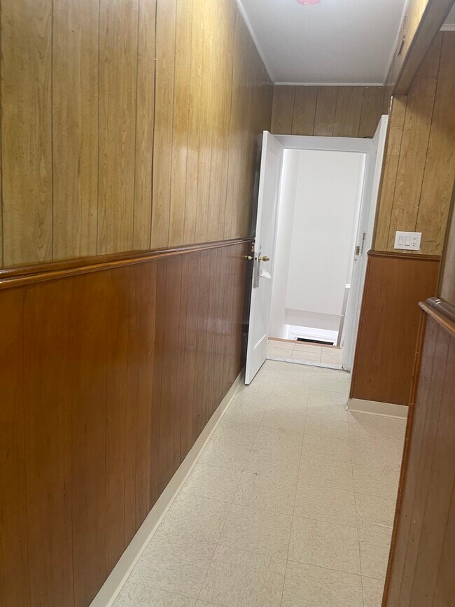 Building Photo - 882 72nd St