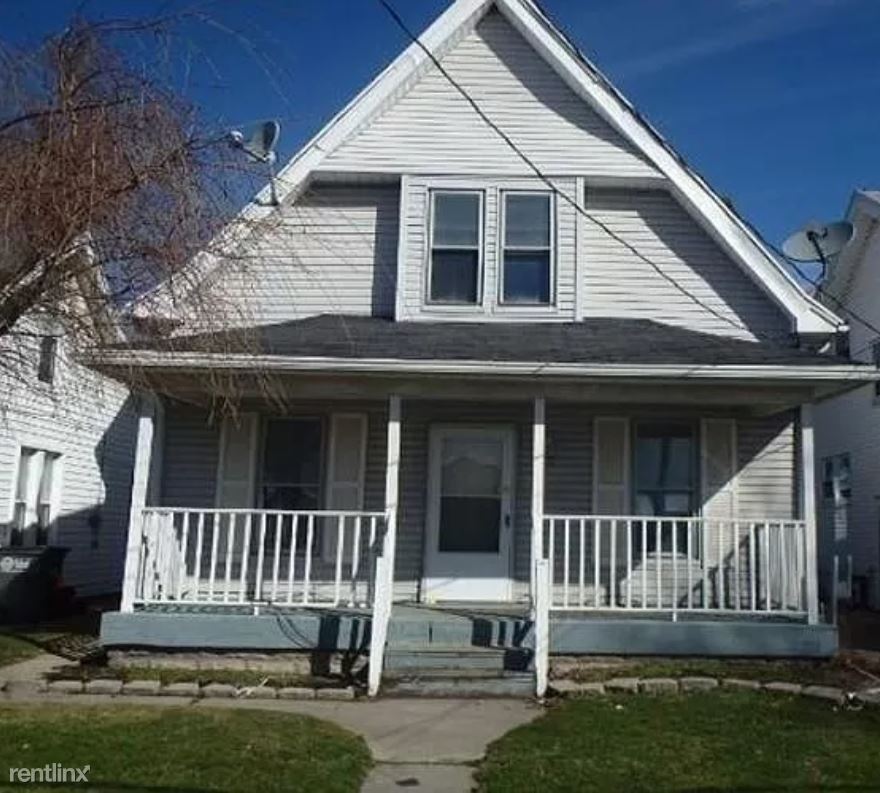 Foto principal - 3 br, 1 bath House - 142 Gradolph St