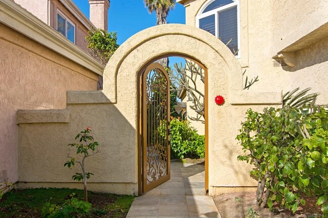 Building Photo - 20 S Cays Ct