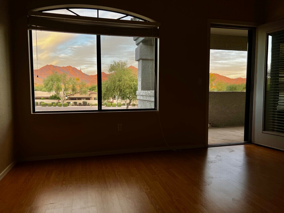 15095 N Thompson Peak Pky Unit 2036, Scottsdale, AZ 85260 Condo for