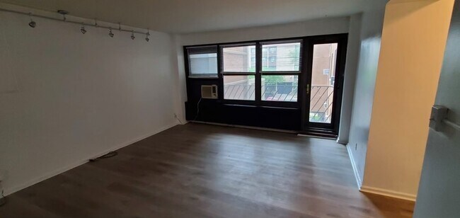 Foto del edificio - 6118 N Sheridan Rd