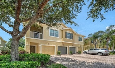 Building Photo - 7843 Moonstone Dr