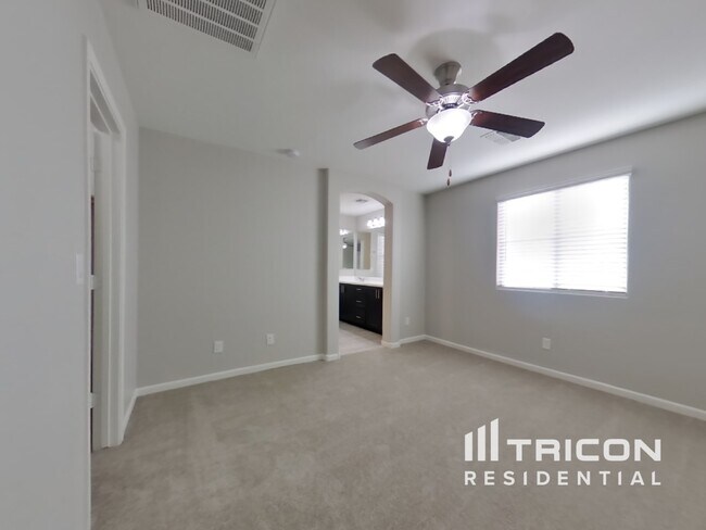 Foto del edificio - 12580 W Lindbergh Dr