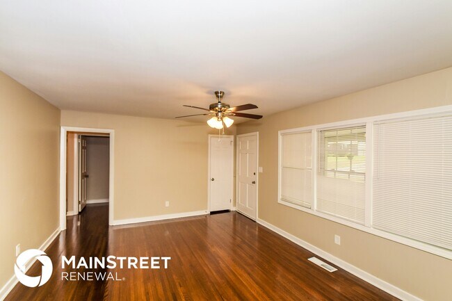 Foto del edificio - 1328 Orlando Cir NE