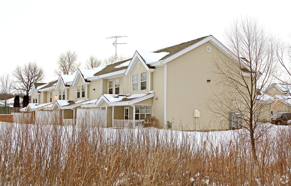 757 33rd St S, Saint Cloud, MN 56301 Apartments in Saint Cloud, MN